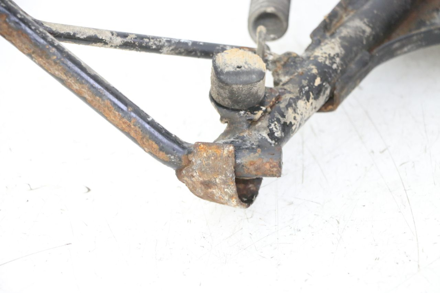 photo de CENTER STAND PEUGEOT ELYSTAR 50 (2002 - 2014)