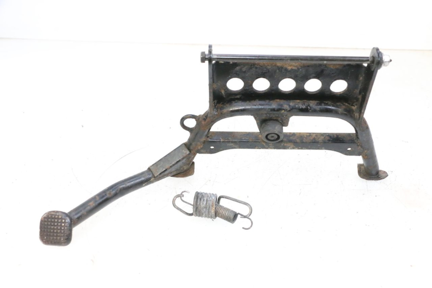 photo de MAIN STAND MBK FLAME X 125 (2007 - 2016) - Zoom on usage condition