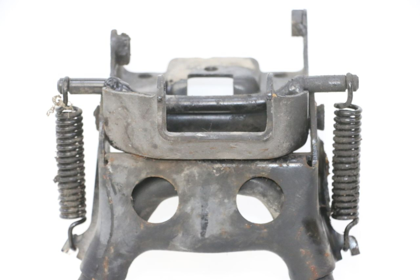 photo de CENTER STAND PIAGGIO FLY 2T 50 (2004 - 2017)