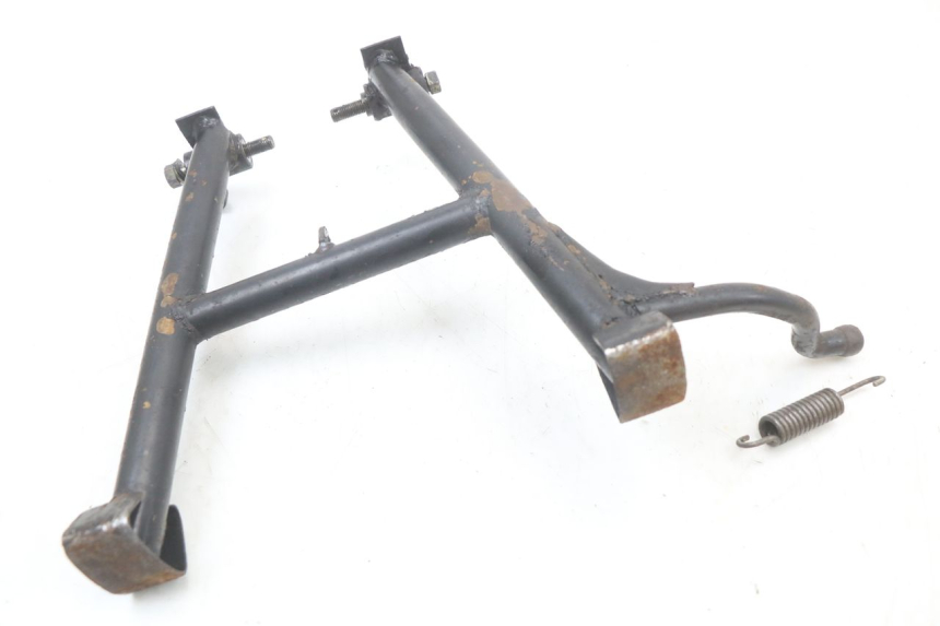 photo de MAIN STAND SUZUKI GSX E 250 (1982 - 1983)