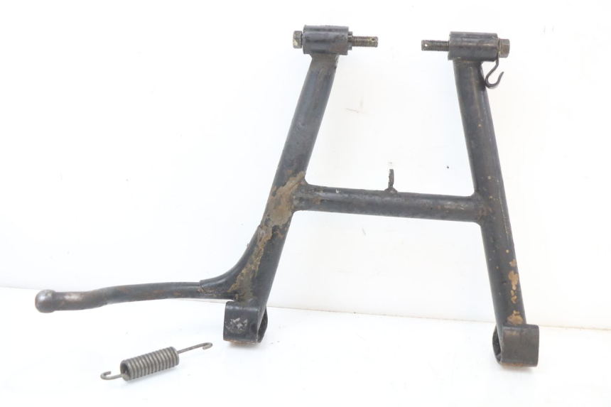 photo de MAIN STAND SUZUKI GSX E 250 (1982 - 1983)