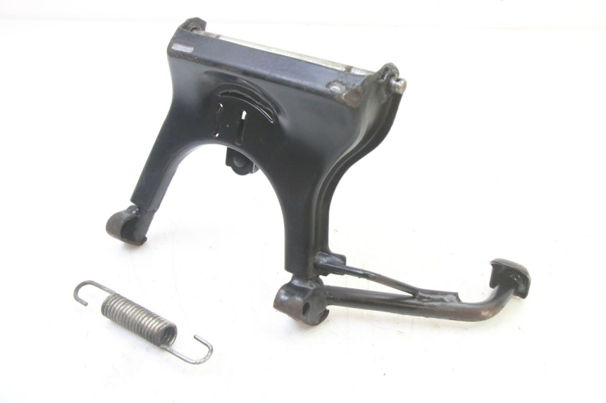 photo de CENTER STAND PEUGEOT KISBEE 4T 50 (2018 - 2022)