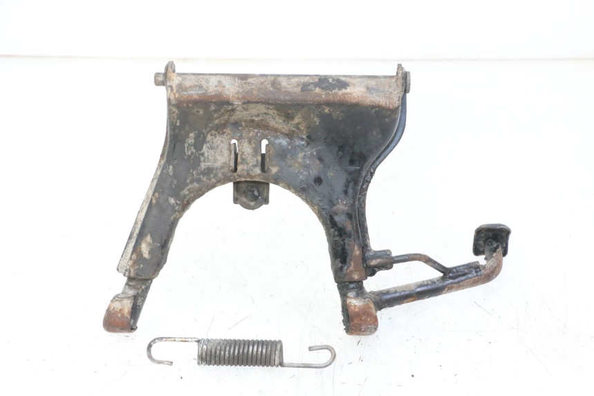 photo de CENTER STAND PEUGEOT KISBEE 4T 50 (2010 - 2017)