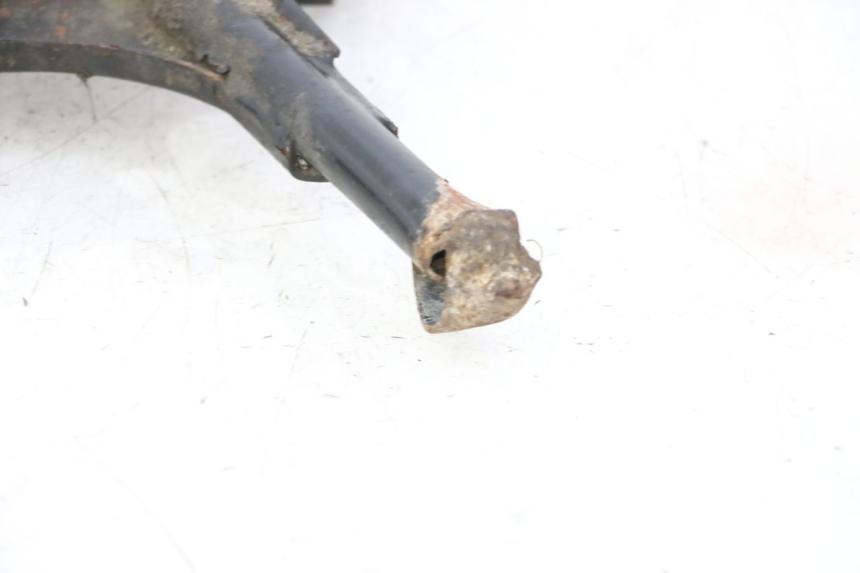 photo de CENTER STAND PEUGEOT SATELIS 125 (2006 - 2009)