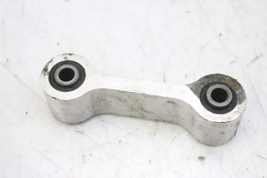 photo de SHOCK ABSORBER LINKAGE TRIUMPH SPRINT ST 955 (1999 - 2001)