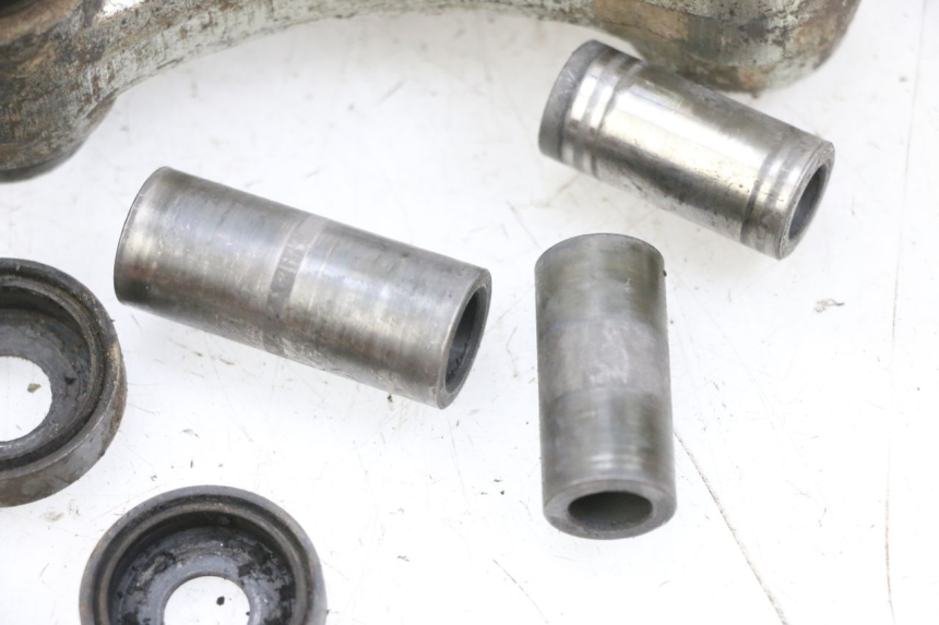 photo de SHOCK ABSORBER LINKAGE YAMAHA TTR 125 (2000 - 2020) - Checked used part