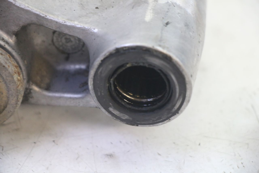 photo de SHOCK LINK KAWASAKI ZR 7 750 (1999 - 2001) - Distinctive features