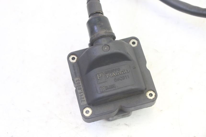 photo de COIL PIAGGIO MP3 RL 250 (2007 - 2010) - Component detail