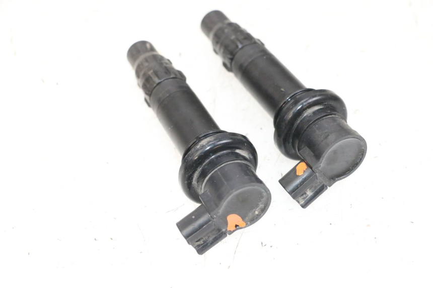 photo de IGNITION COIL YAMAHA MT-07 MT07 ABS 700 (2018 - 2020) - Fixing points details
