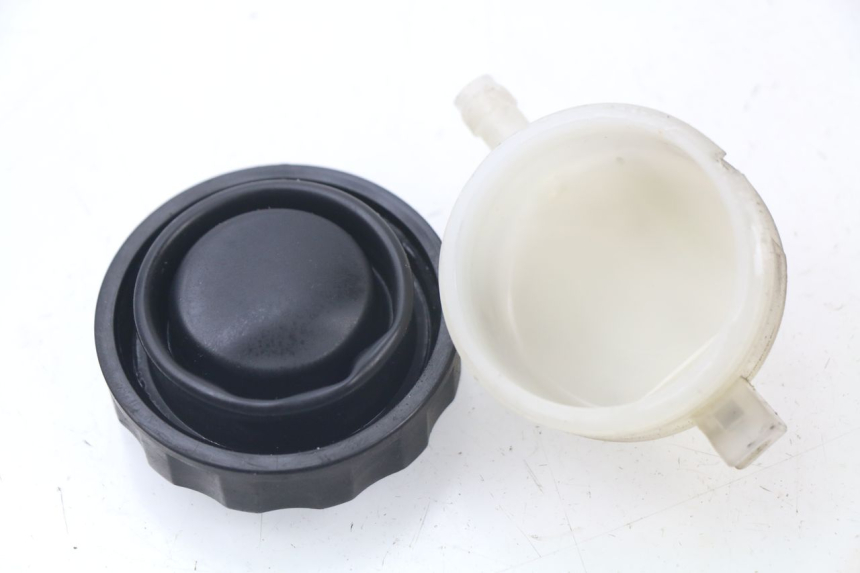 photo de BRAKE FLUID JAR CAGIVA NAVIGATOR 1000 (2000 - 2005)