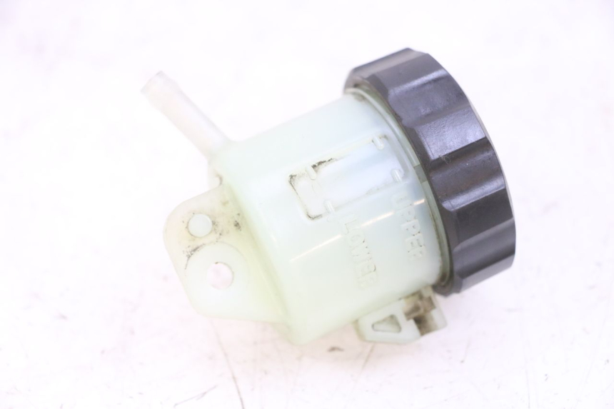 photo de BRAKE FLUID JAR YAMAHA FJR ABS 1300 (2006 - 2012) - Zoom on usage condition