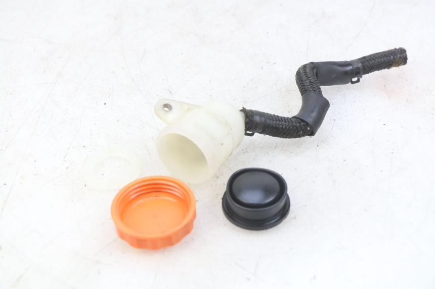 photo de BRAKE FLUID JAR HONDA CBR F SC21 1000 (1986 - 1992)