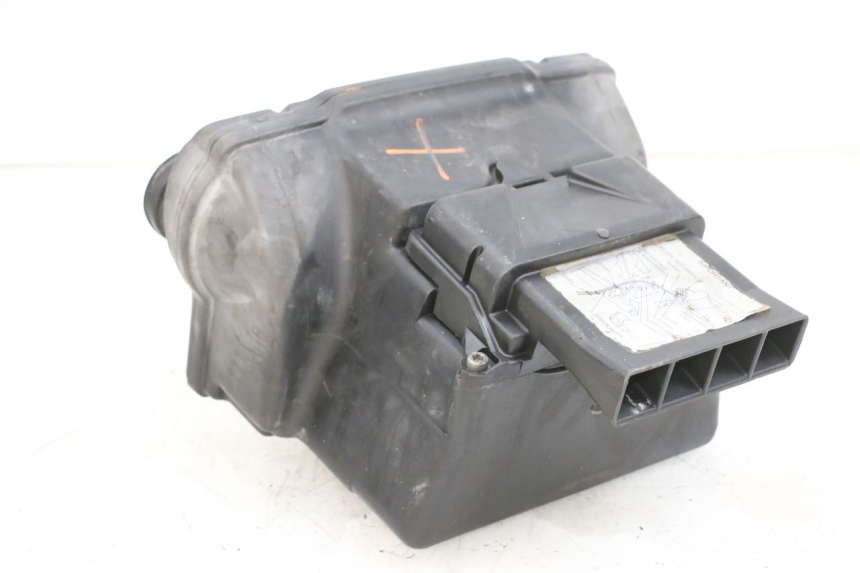 photo de AIR BOX KAWASAKI GPX R WARBIRD 600 (1988 - 1993) - Fixing points details
