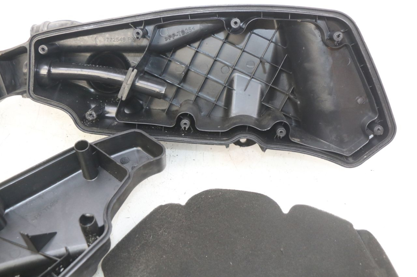 photo de AIR BOX PEUGEOT SATELIS 125 (2010 - 2012)