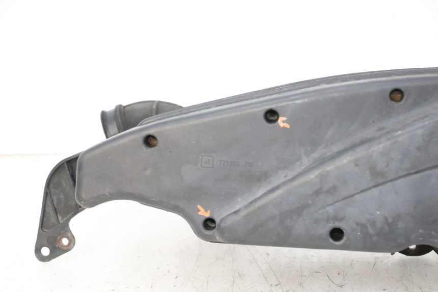 photo de AIR BOX PEUGEOT SATELIS 125 (2006 - 2009)