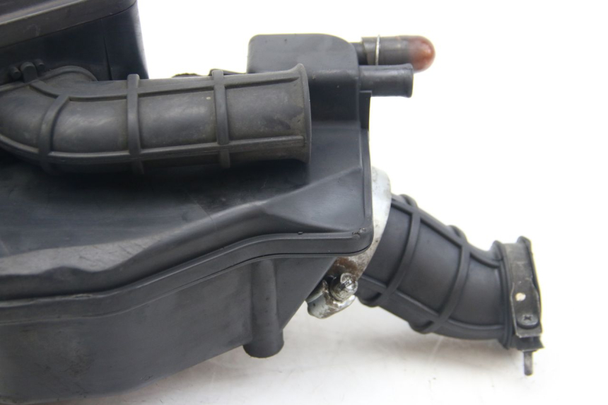 photo de AIR BOX SUZUKI SIXTEEN 125 (2008 - 2010)