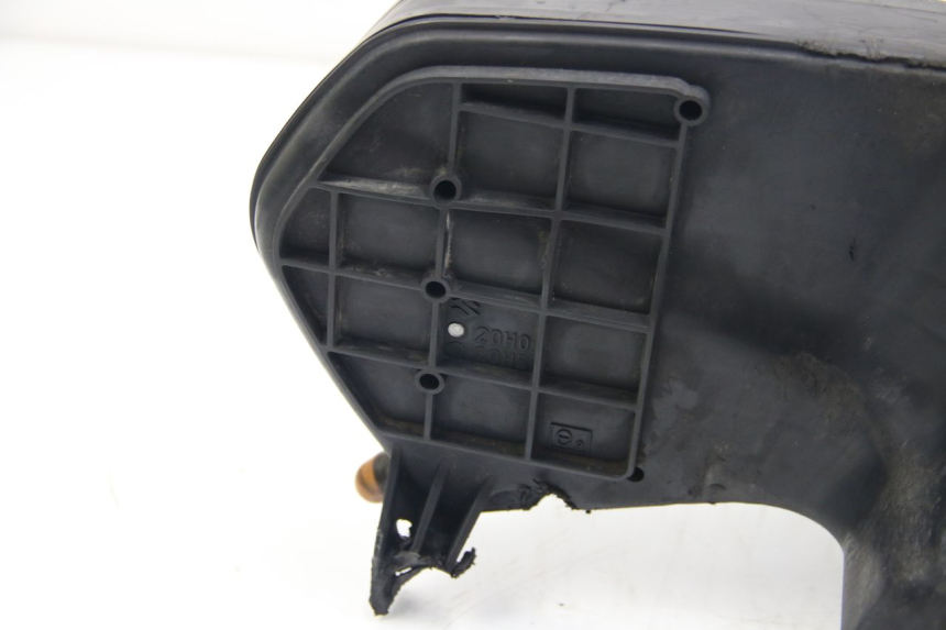photo de AIR BOX SUZUKI SIXTEEN 125 (2008 - 2010)