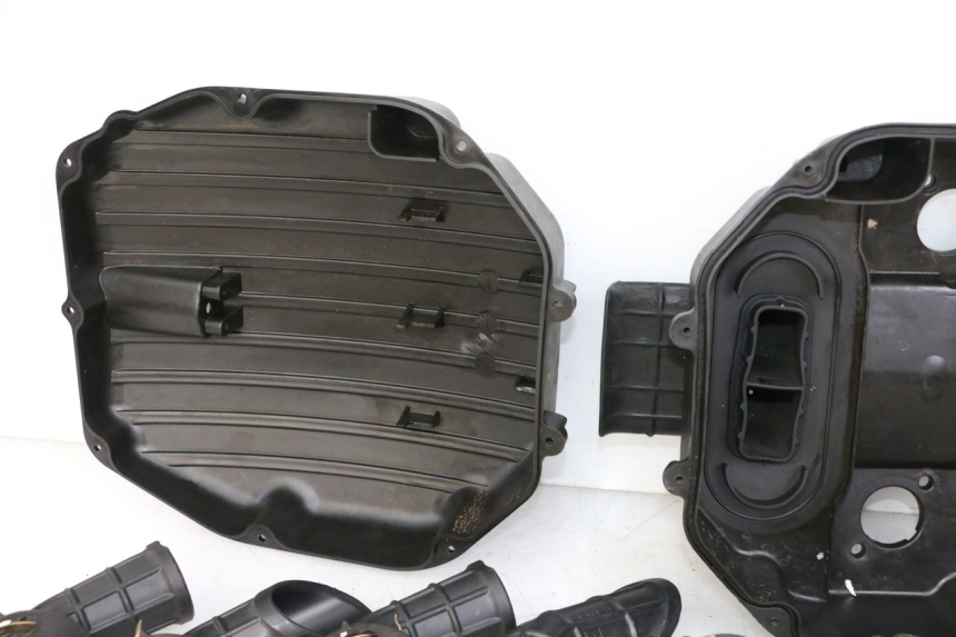photo de AIR BOX HONDA ST PAN EUROPEAN 1300 (2002 - 2013)