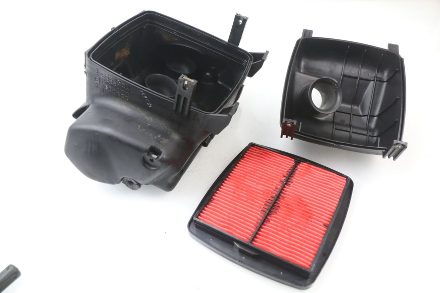 photo de AIR BOX SUZUKI GSF N BANDIT 600 (1996 - 1999)