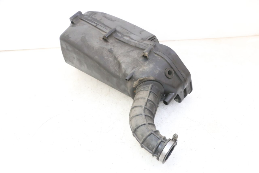 photo de AIR BOX YAMAHA X-MAX XMAX 250 (2006 - 2009) - Surface and material condition