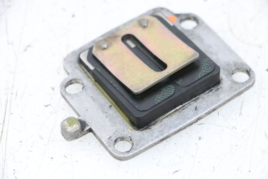 photo de INTAKE VALVE MBK BOOSTER SPIRIT NAKED 50 (2004 - 2017) - Main view