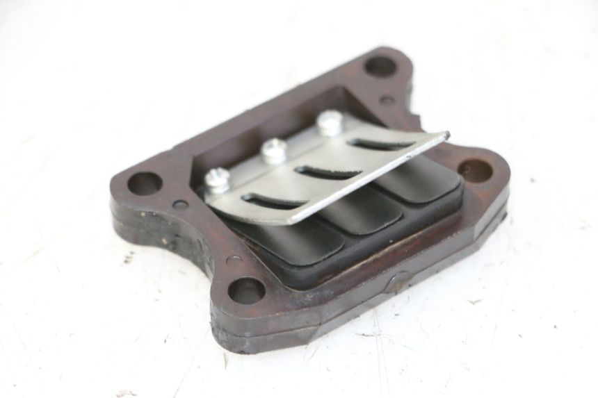 photo de INTAKE VALVE PEUGEOT ELYSTAR 50 (2002 - 2014)