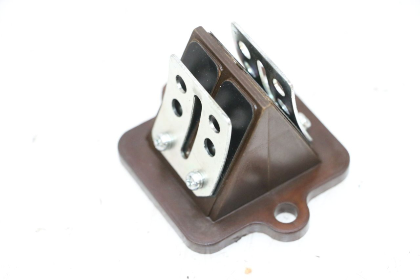 photo de REED VALVE ASSEMBLY PEUGEOT KISBEE 2T 50 (2010 - 2017) - Alternative perspective