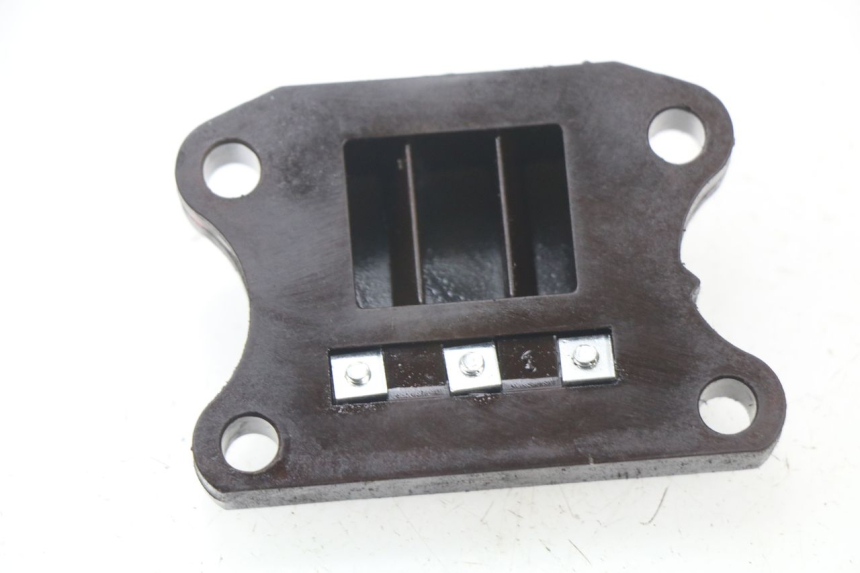 photo de INTAKE VALVE PEUGEOT TREKKER TKR 50 (2005 - 2014)