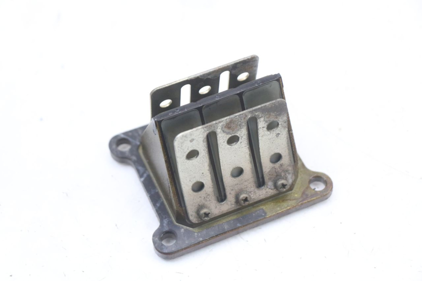 photo de INTAKE VALVE YAMAHA TDR DELTABOX 125 (1993 - 2003)