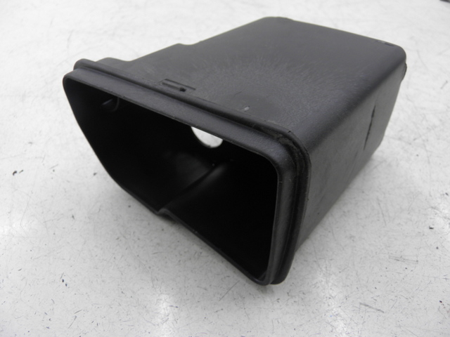 photo de GLOVE BOX PIAGGIO XEVO - X EVO 125 (2010 - 2015)