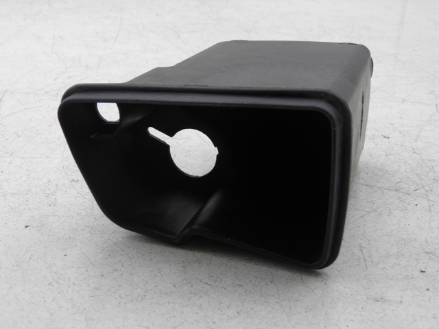 photo de GLOVE BOX PIAGGIO XEVO - X EVO 125 (2010 - 2015)