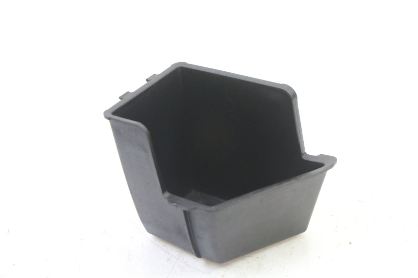photo de GLOVE BOX PEUGEOT ELYSEO 125 (1999 - 2004)