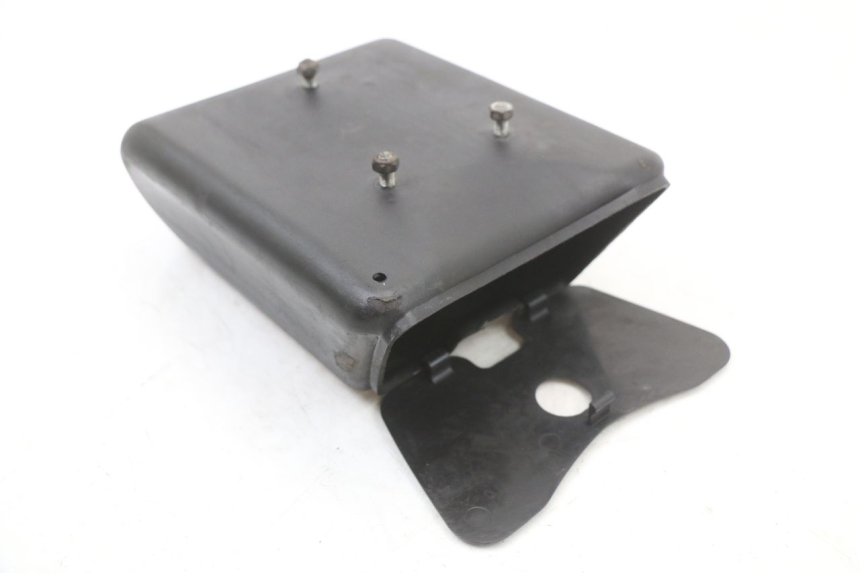 photo de GLOVE BOX SUZUKI GSX E 250 (1982 - 1983)