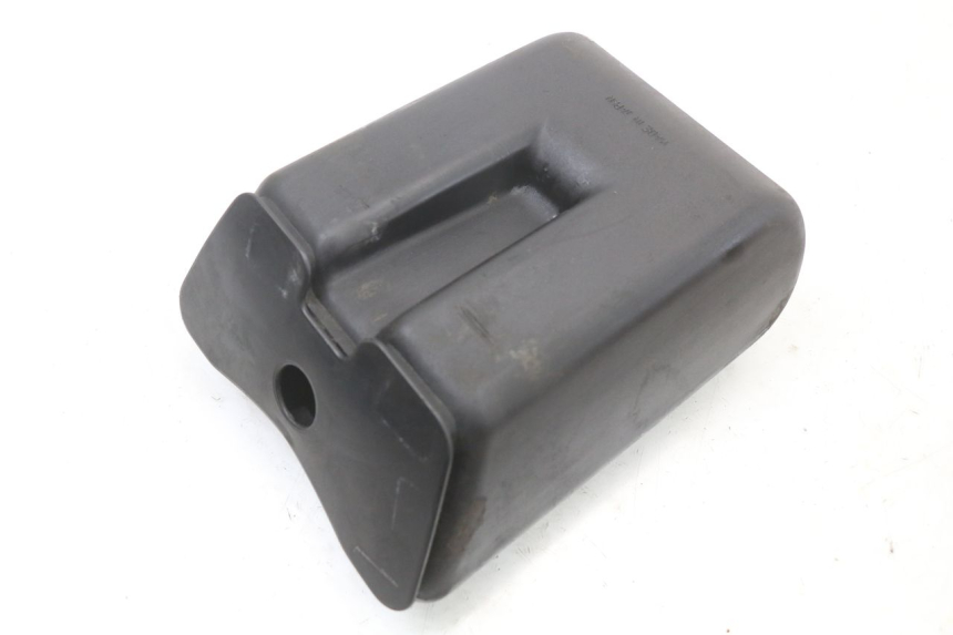 photo de GLOVE BOX SUZUKI GSX E 250 (1982 - 1983)