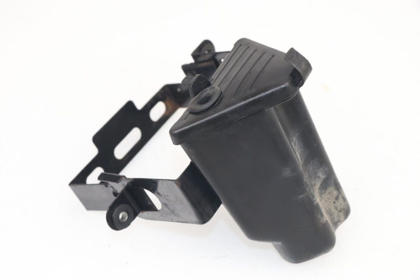 photo de GLOVE BOX KYMCO PULSAR 125 (2008 - 2015)