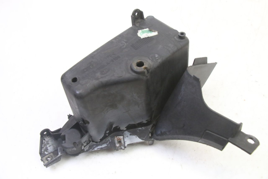 photo de GLOVE BOX HONDA NTV DEAUVILLE 650 (2001 - 2006)