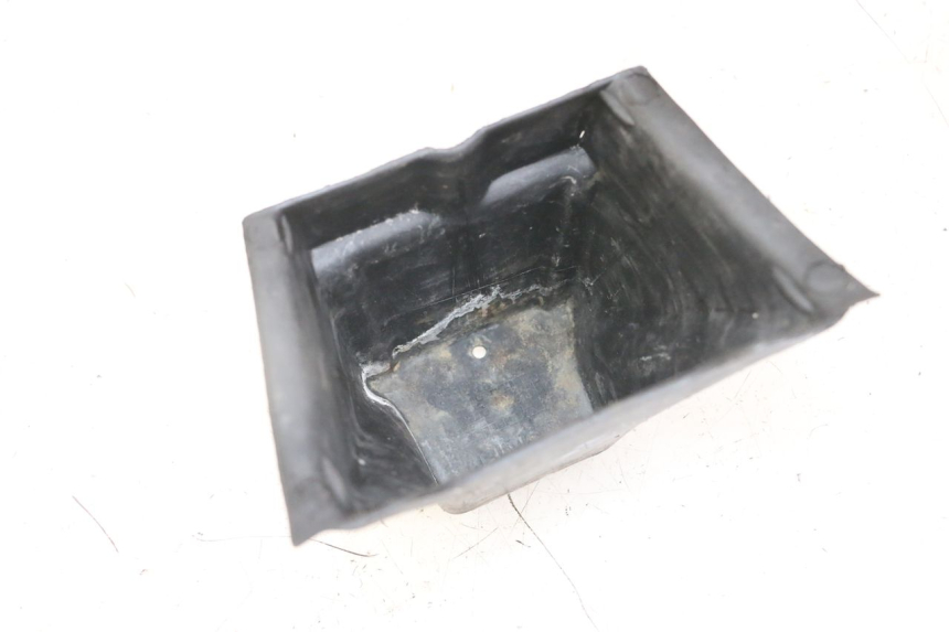 photo de GLOVE BOX APRILIA RALLY AC 50 (1995 - 2004)