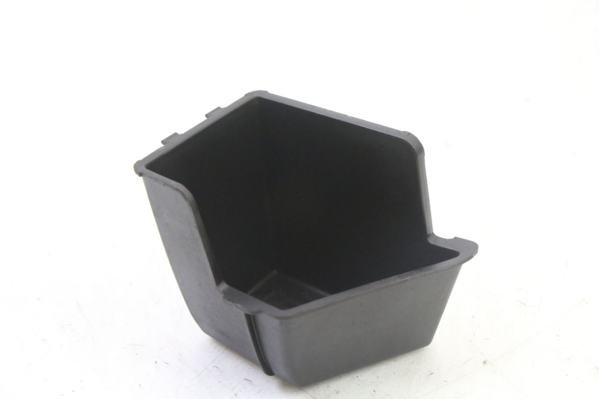 photo de GLOVE BOX PEUGEOT SATELIS 125 (2013 - 2018)