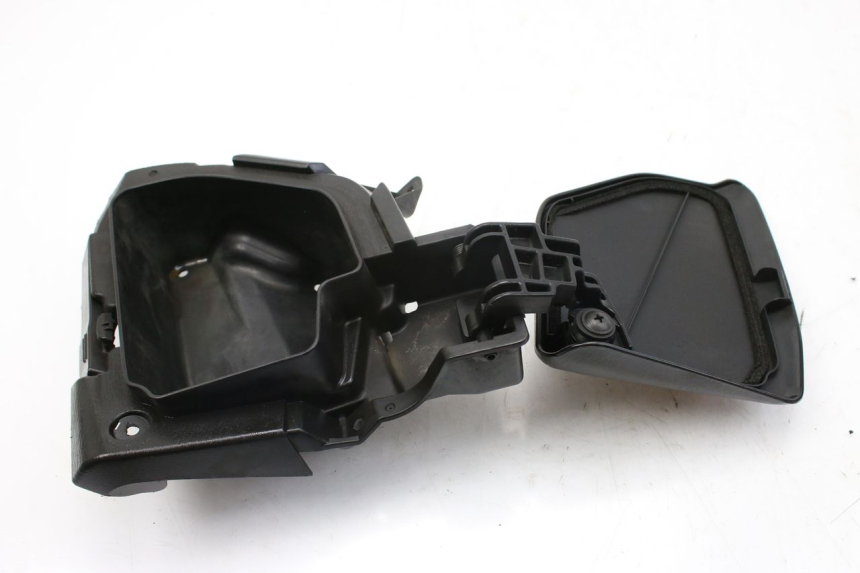 photo de GLOVE BOX SUZUKI AN BURGMAN 400 (2006 - 2010)