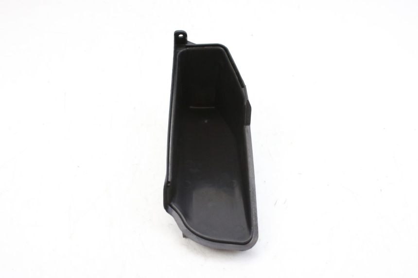 photo de GLOVE BOX SUZUKI UH BURGMAN 125 (2002 - 2006)