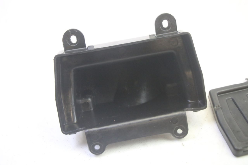 photo de GLOVE BOX KSR TR SM 50 (2015 - 2018) - Component detail