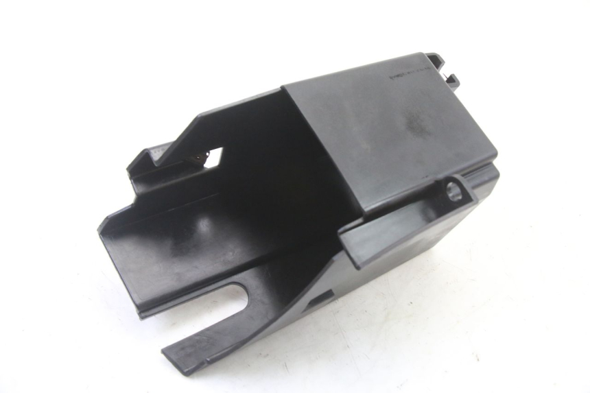 photo de GLOVE BOX YAMAHA XMAX X-MAX 125 (2006 - 2009)