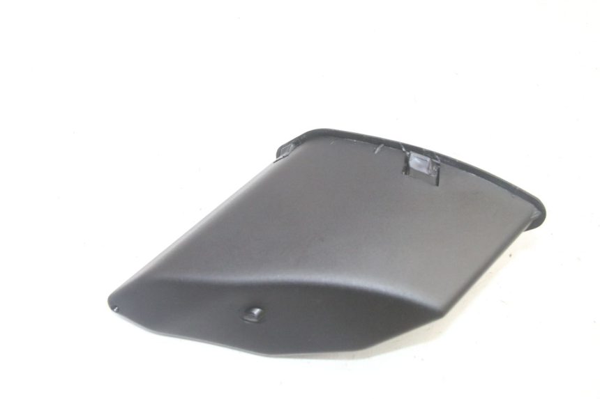 photo de GLOVE BOX PIAGGIO X9 EVOLUTION 125 (2003 - 2007)
