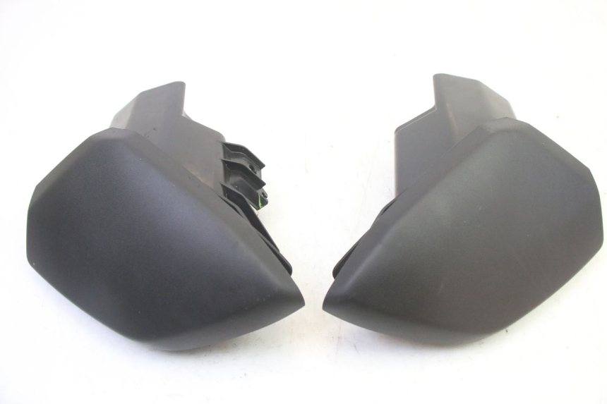 photo de GLOVE BOX YAMAHA XMAX X-MAX 125 (2021 - 2025)