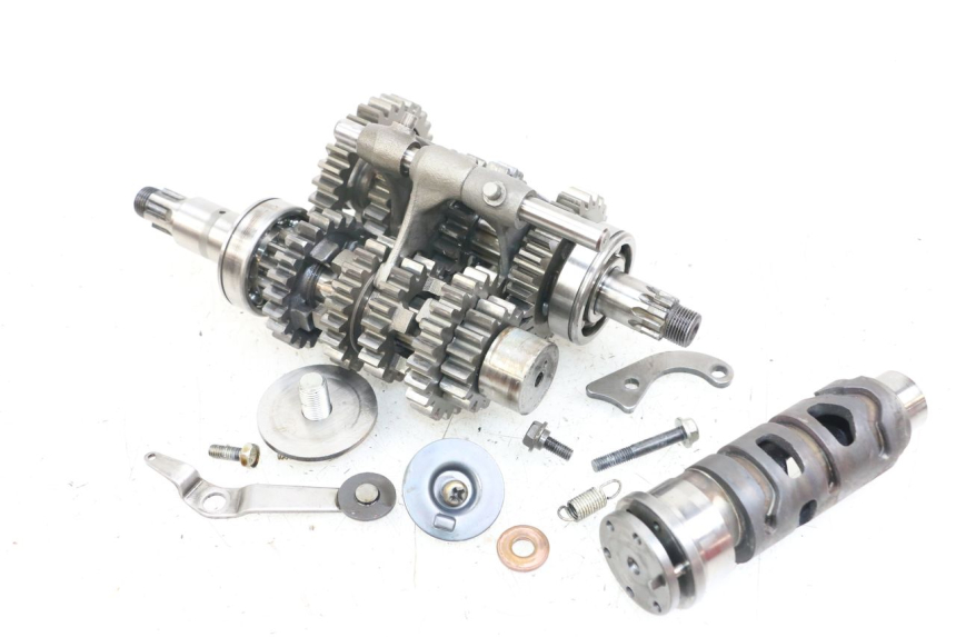 photo de GEARBOX SUZUKI GSX E 250 (1982 - 1983)