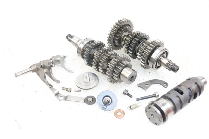 photo de GEARBOX SUZUKI GSX E 250 (1982 - 1983)