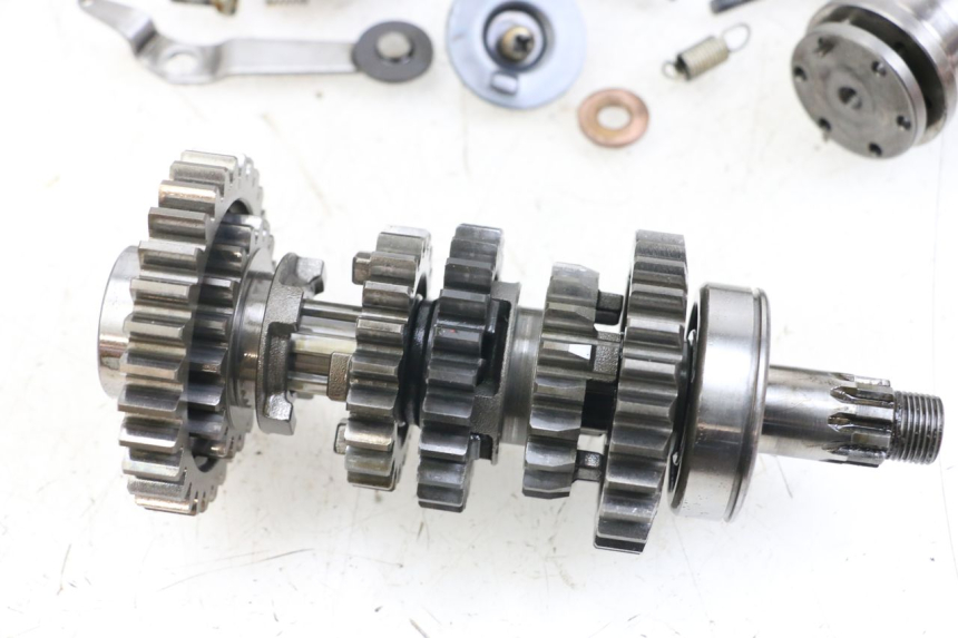 photo de GEARBOX SUZUKI GSX E 250 (1982 - 1983)