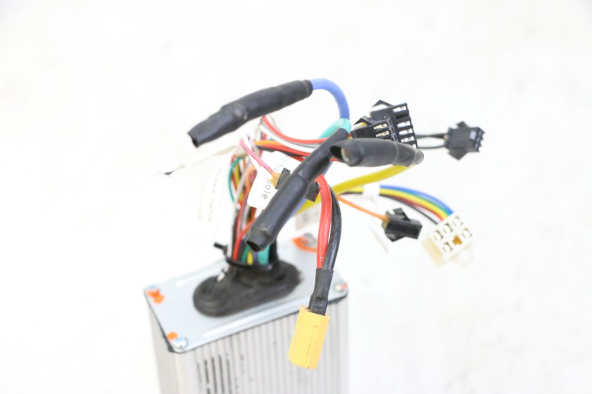 photo de CDI UNIT URBANGLIDE E-CROSS PRO 1