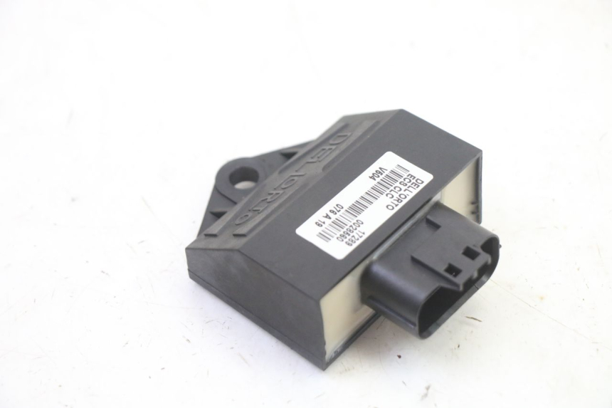 photo de CDI unit SYM FIDDLE 3 III 50 (2014 - 2020)
