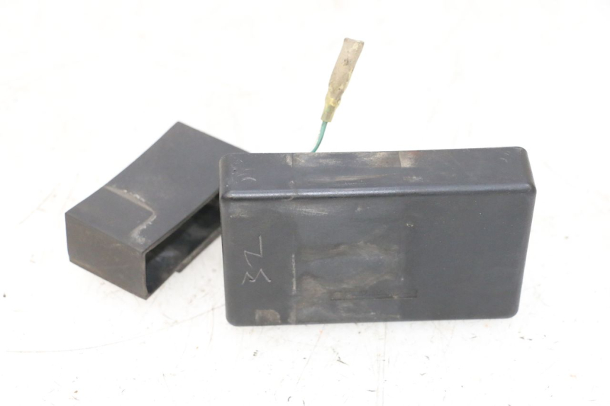 photo de CDI UNIT HONDA NSR R 125 (1994 - 2003) - Zoom on usage condition